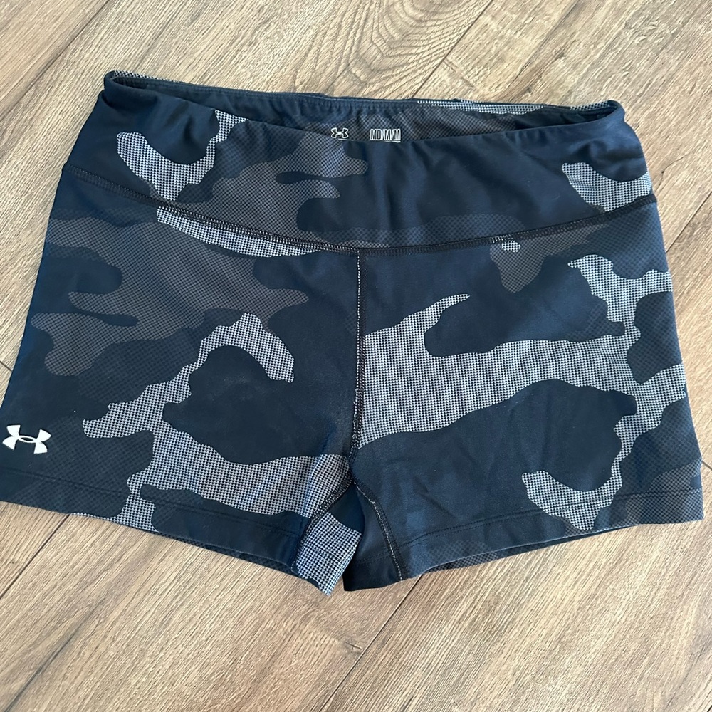 🖤 Under Armour shorts